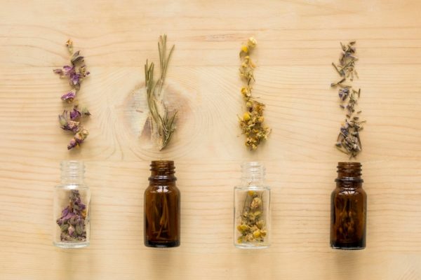 Five Must-Have Essential Oils for Your Home
