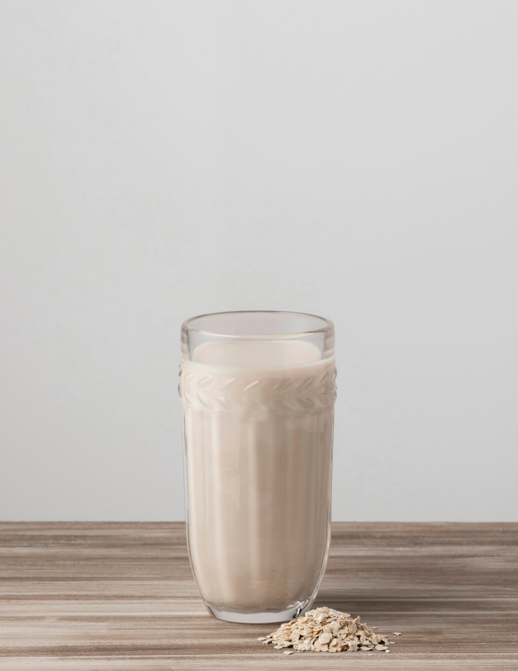 Oat Milk Latte with Maple and Spice