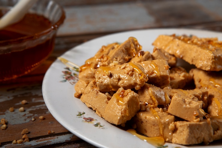 Tamari-Glazed Maple Tempeh