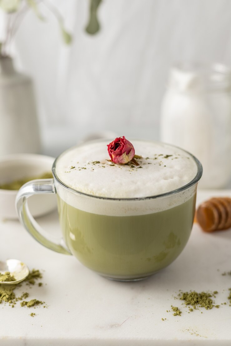 Awaken & Glow Tea Latte