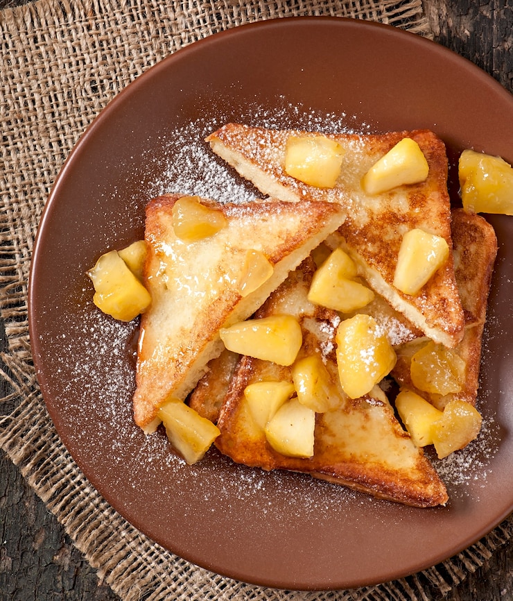 Oven-Baked French Toast with Apples