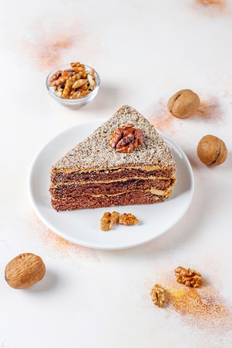 Walnut Cake with Apple and Spices